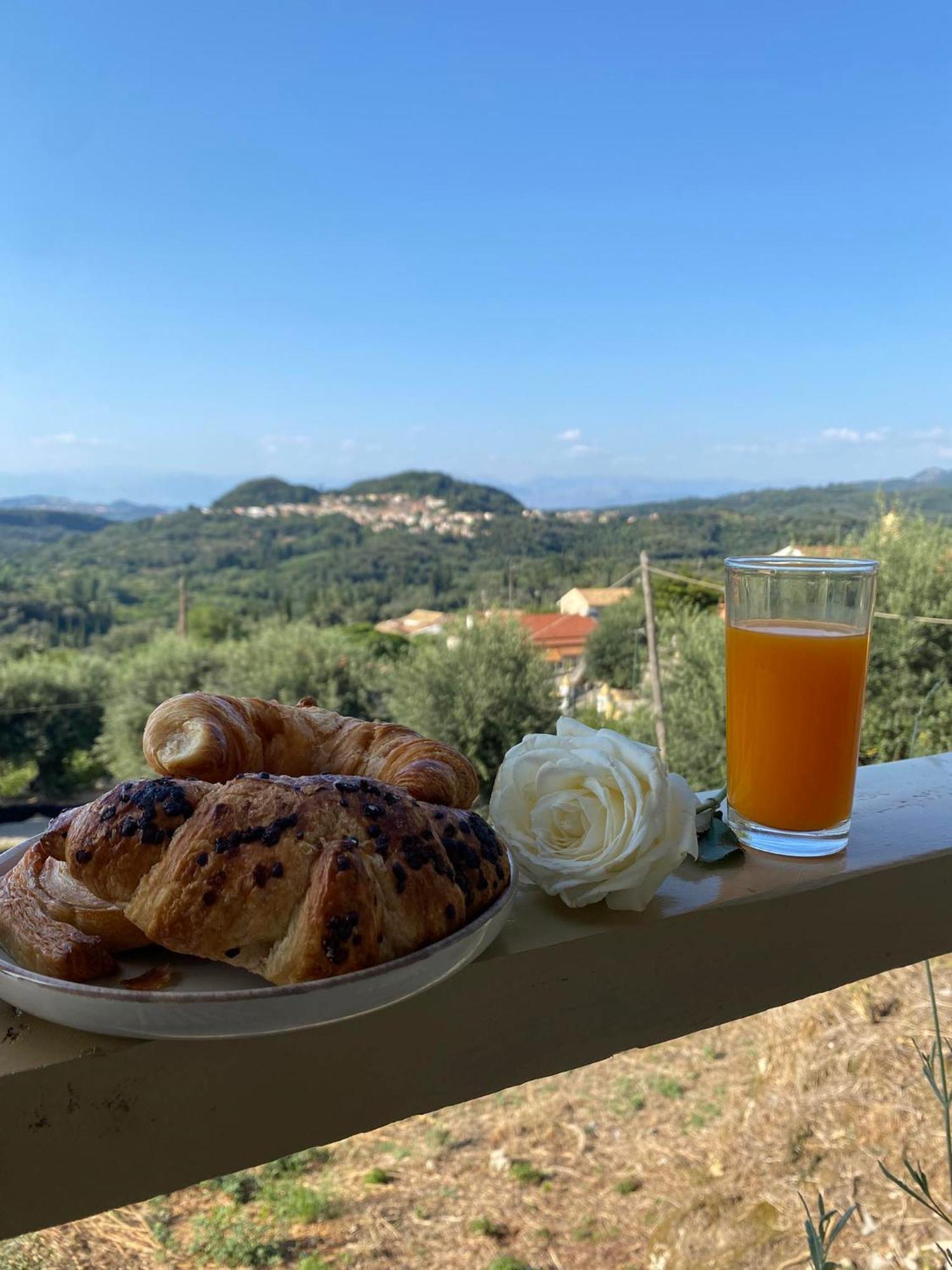 Kastellanoi  Dinateli Houses - Live Like A Local In Corfu מראה חיצוני תמונה