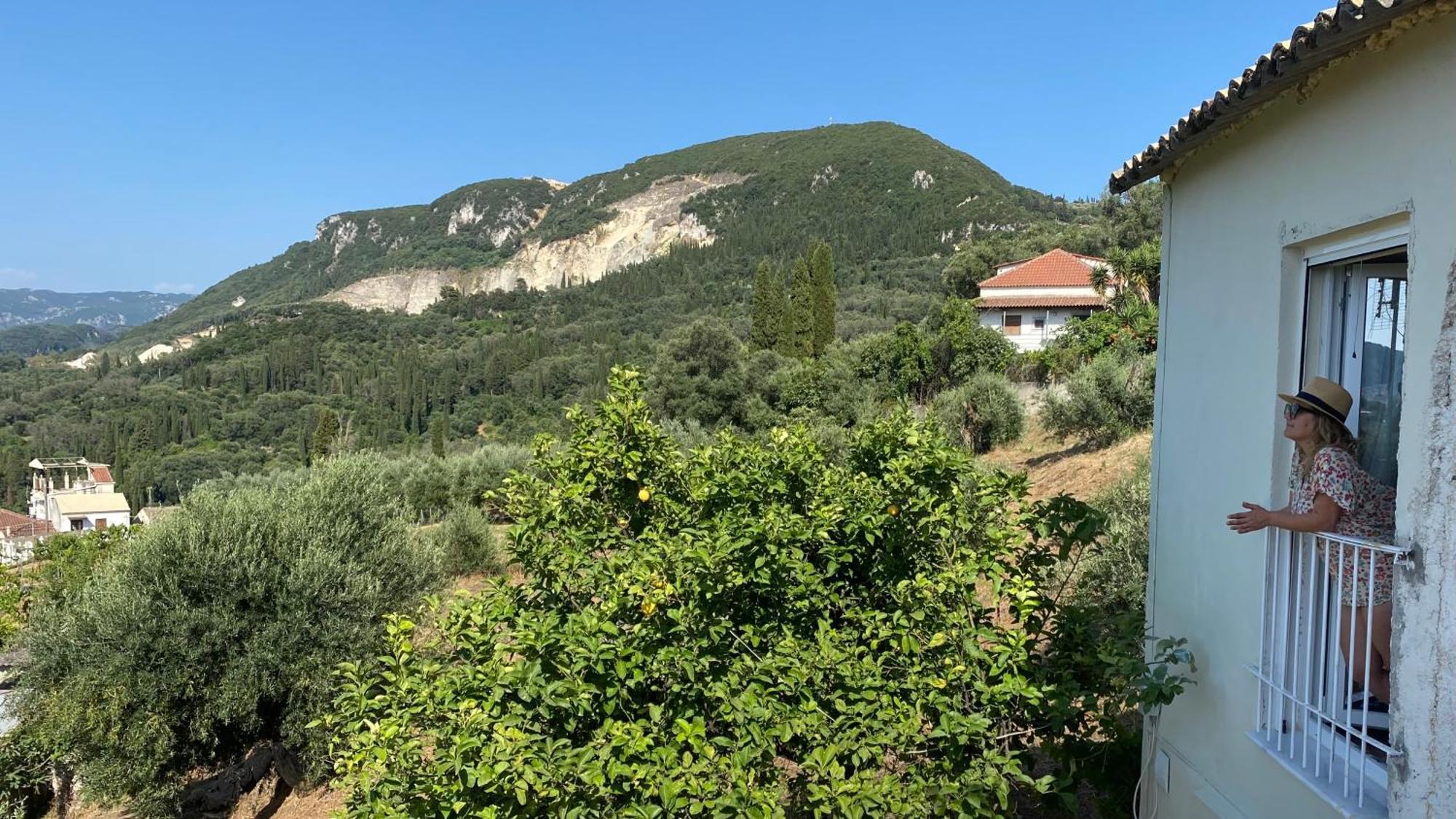Kastellanoi  Dinateli Houses - Live Like A Local In Corfu מראה חיצוני תמונה
